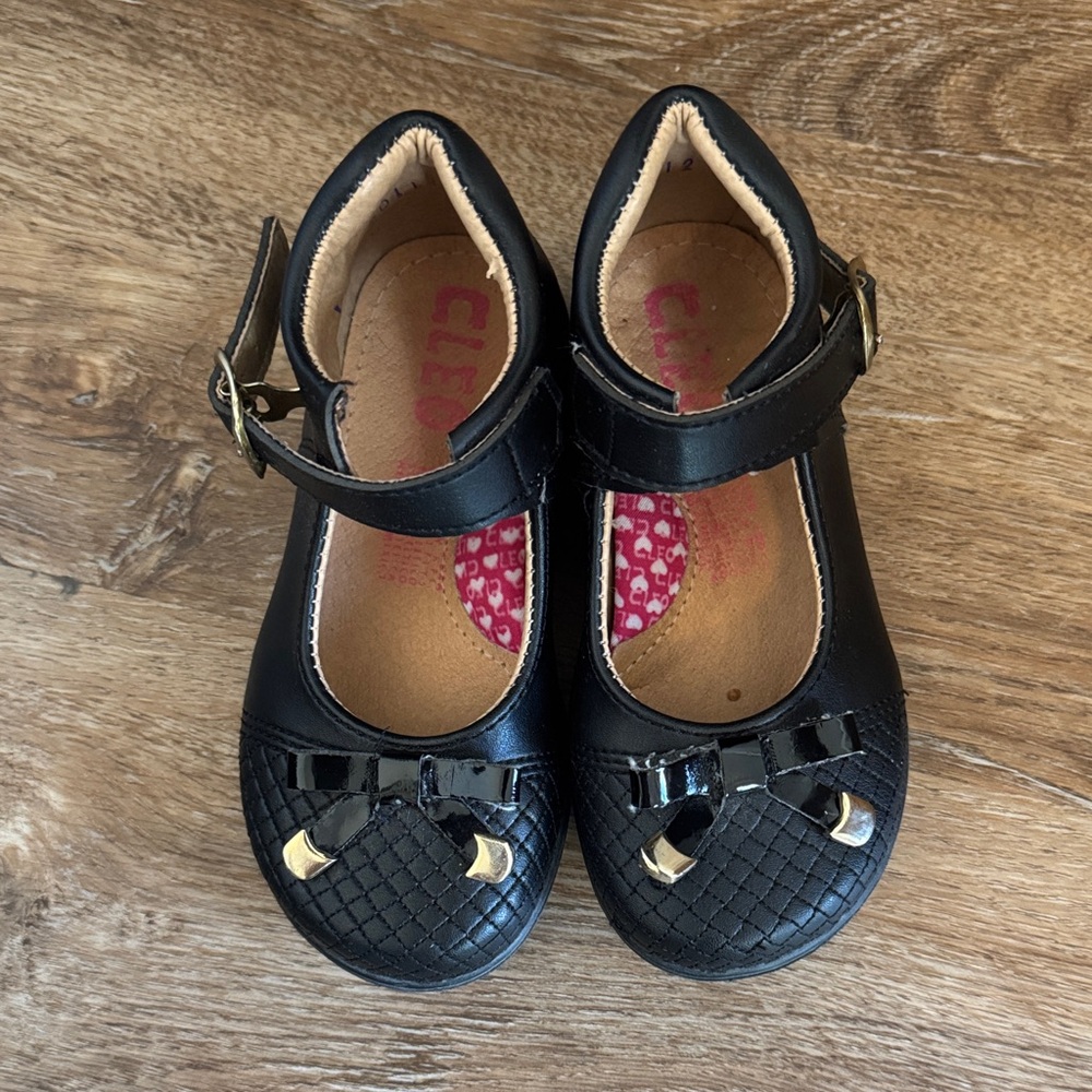 Cleo Black Dress Shoes with Bow Details
